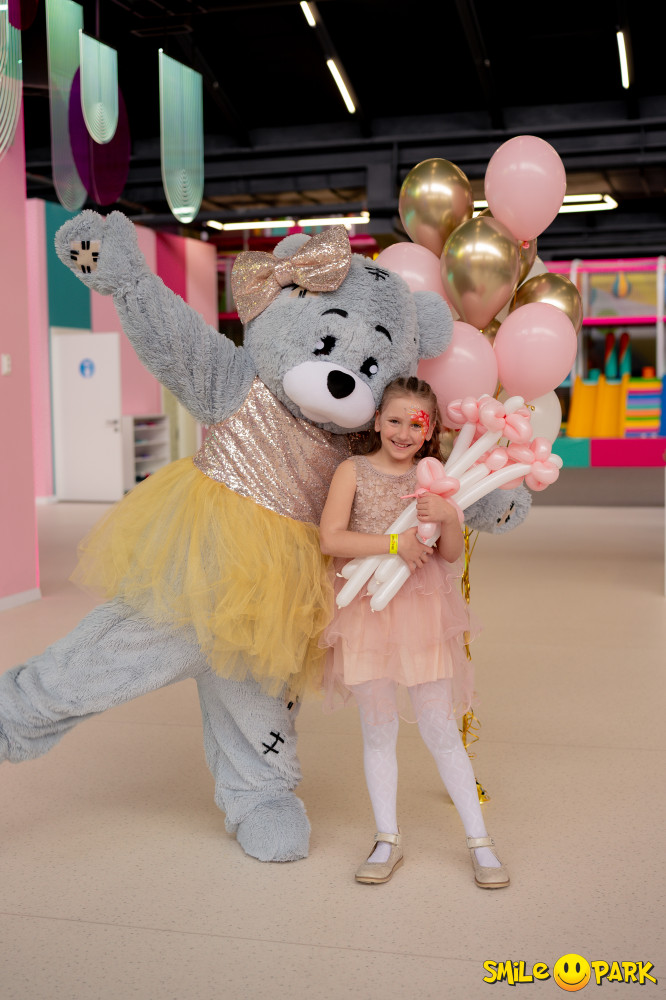 Персональне привітання на сцені